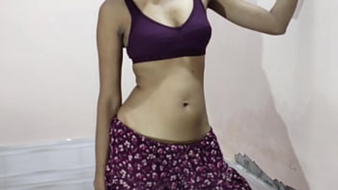 Desi girl having fun in salwar suit water will come out after watching this jaw-ripping off girl