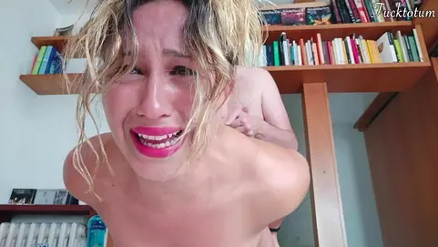 Blonde amateur tries anal for the first time and fails - but it's too much!