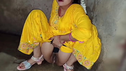 Cauple95's Desi maid gets sloppy with dirty talk Hindi audio